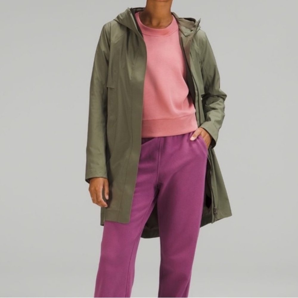 lululemon athletica Rain Rebel Jacket